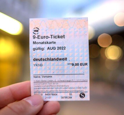 Das 9-Euro-Sozialticket in Berlin gibt es bis Ende April Das 9-Euro-Sozialticket in Berlin gibt es bis Ende April