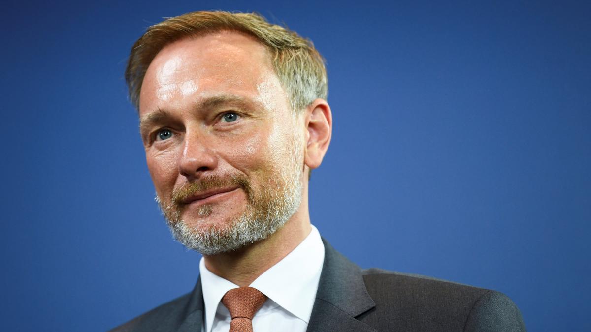 Finanzminister Christian Lindner fordert mehr Abschiebungen von Migranten