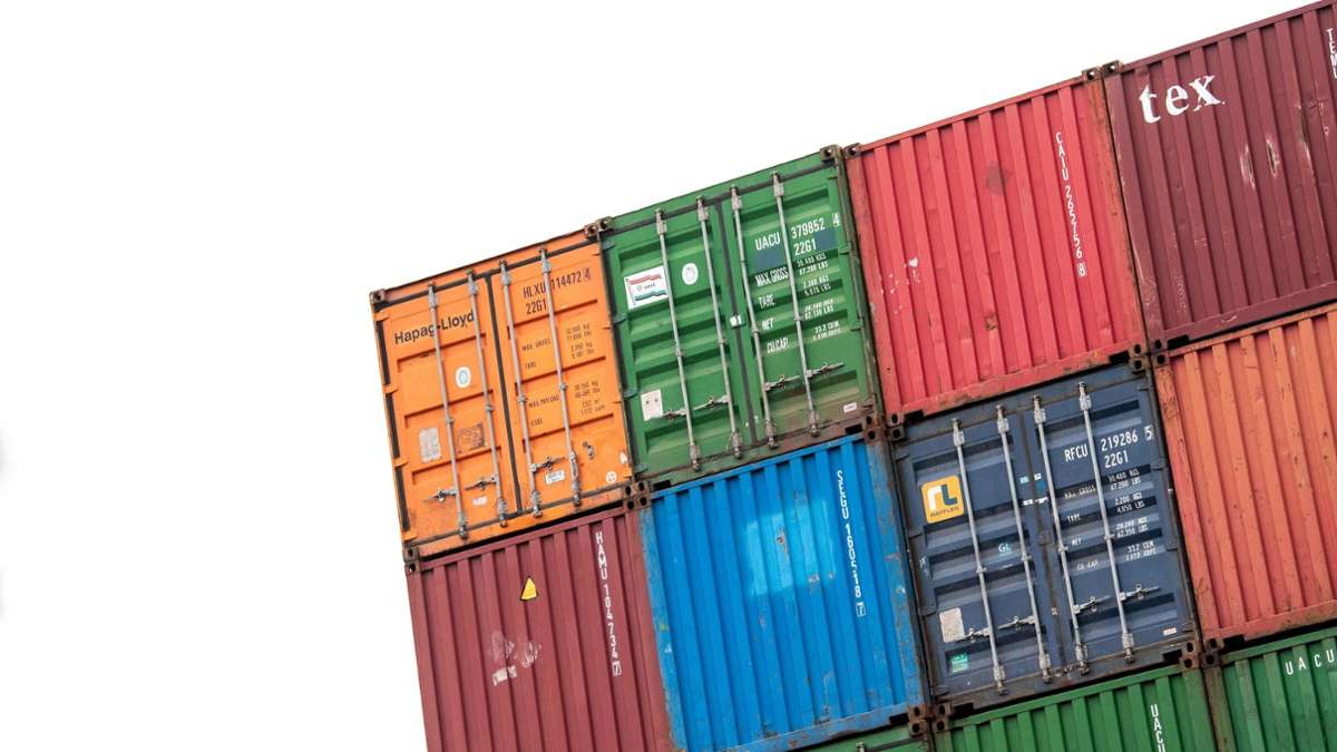 Energiepreise haben den Exportüberschuss Deutschlands im Handel mit anderen Ländern halbiert Energiepreise haben den Exportüberschuss Deutschlands im Handel mit anderen Ländern halbiert