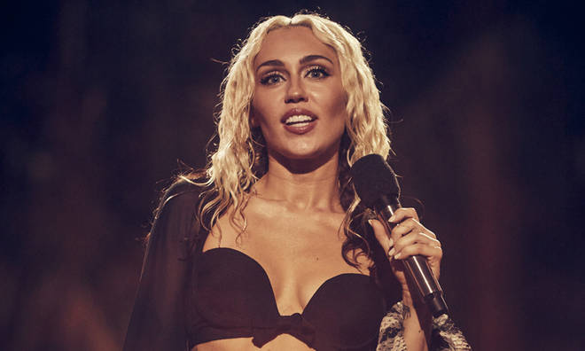 Miley Cyrus behält die Kontrolle über ihr Image Miley Cyrus behält die Kontrolle über ihr Image