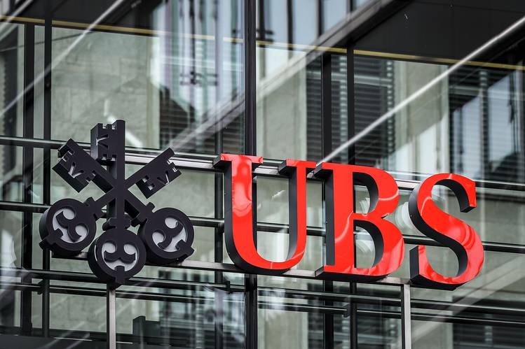 UBS kauft Credit Suisse, um die Bankenkrise zu stoppen