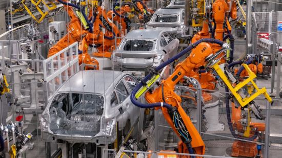 Industrie in Deutschland hat die Produktion deutlich gesteigert