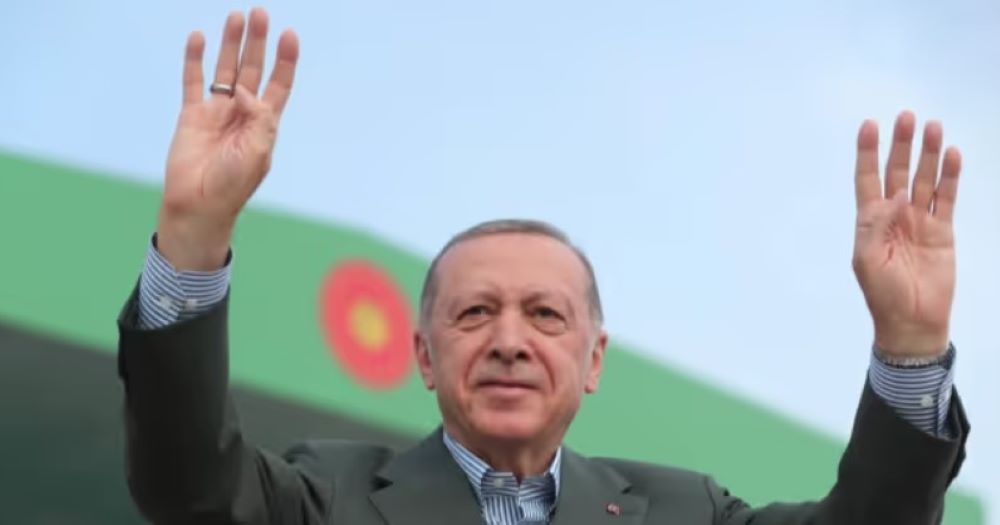Der türkische Präsident Erdogan ist nach Krankheit wieder im Wahlkampf
