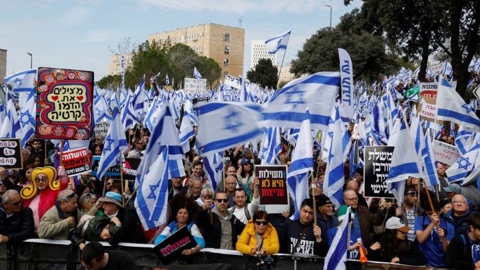 Israel: 100.000 Israelis demonstrieren für die spaltende Justizreform der Regierung