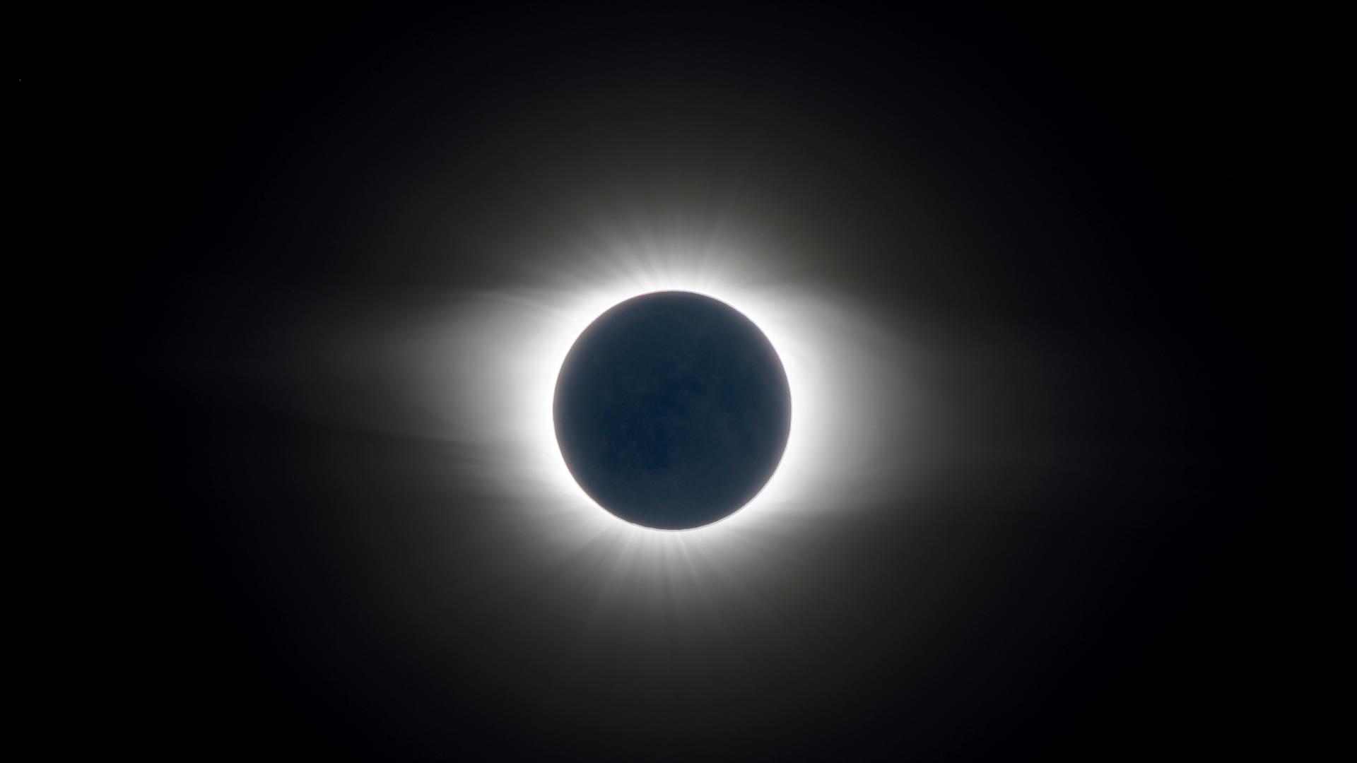 Sonnenfinsternis begeistert Zuschauer in Australien