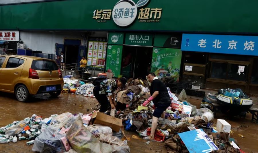 Peking meldet den stärksten Regen seit 140 Jahren