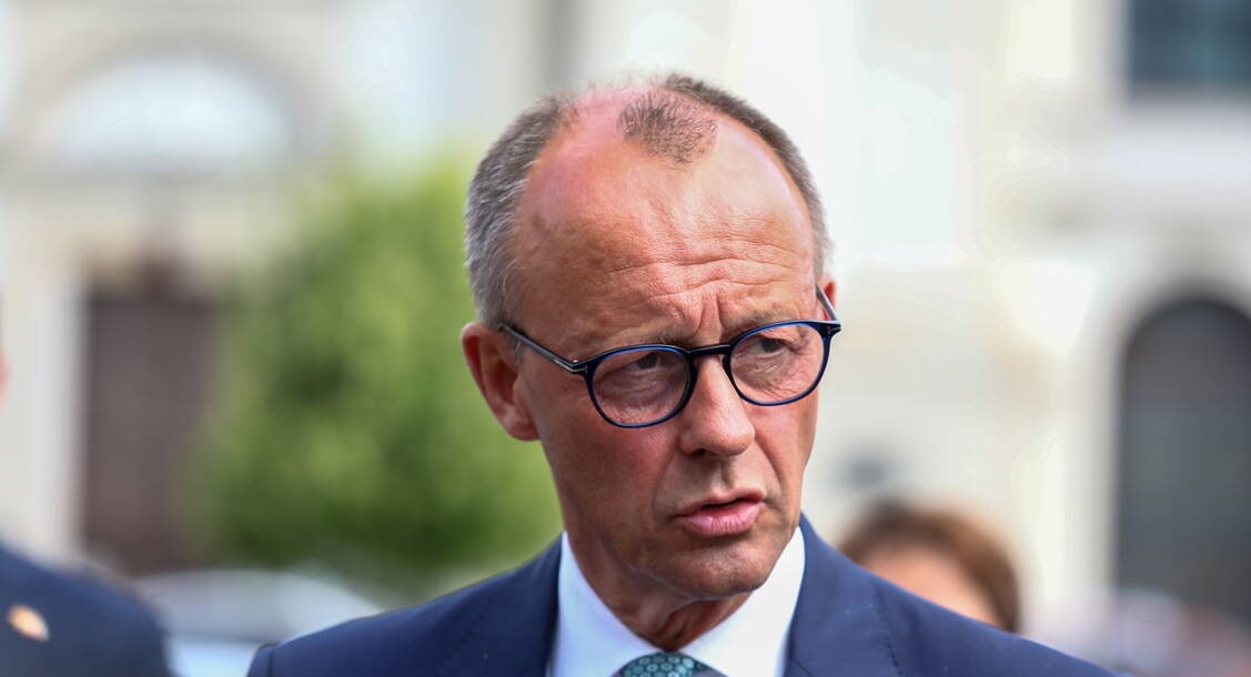 Friedrich Merz wird wegen seiner Äußerungen zur zahnärztlichen Versorgung von Migranten kritisiert