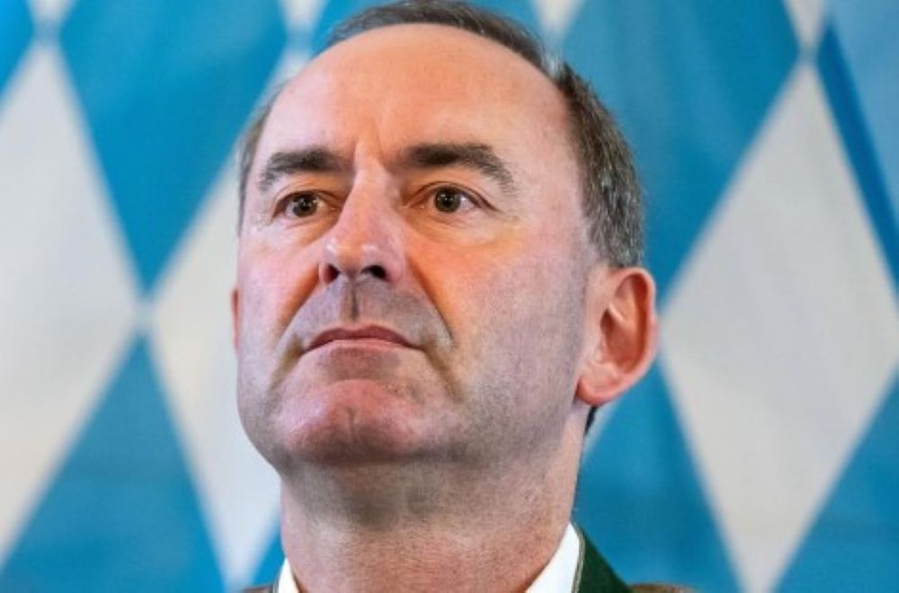 Hubert Aiwanger freut sich nach der Entscheidung auf die politische Weiterarbeit