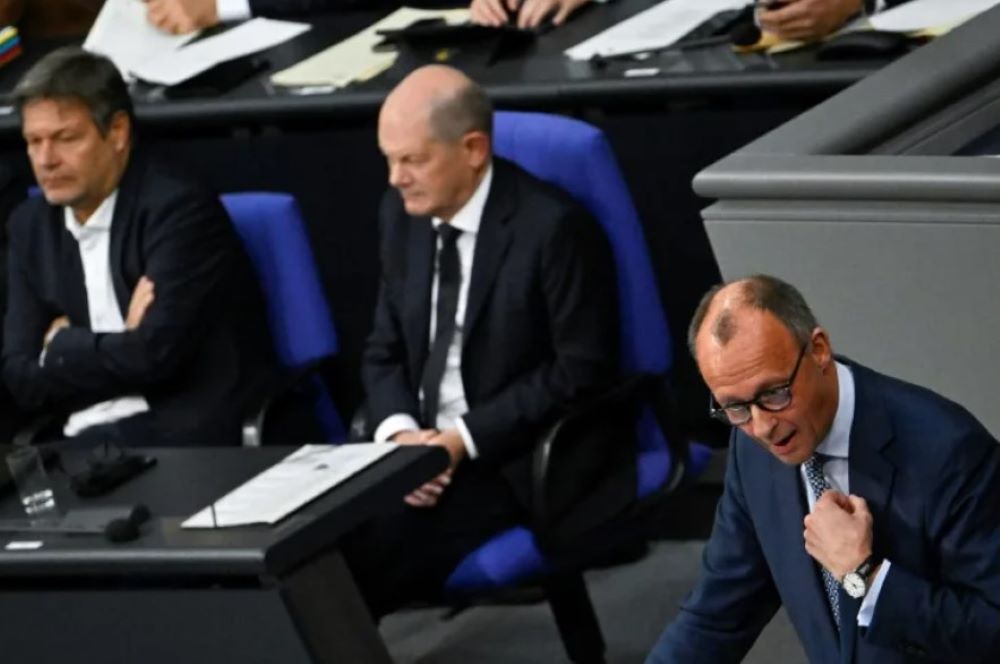 Regierungsbefragung: Olaf Scholz stellt sich den Fragen der Abgeordneten im Bundestag