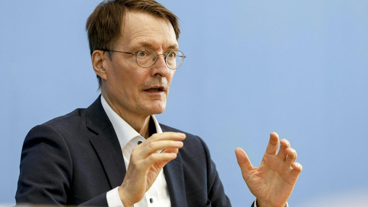 Aktualisiert -  gegen überfüllte Notaufnahmen - Lauterbach plant "große Reform"