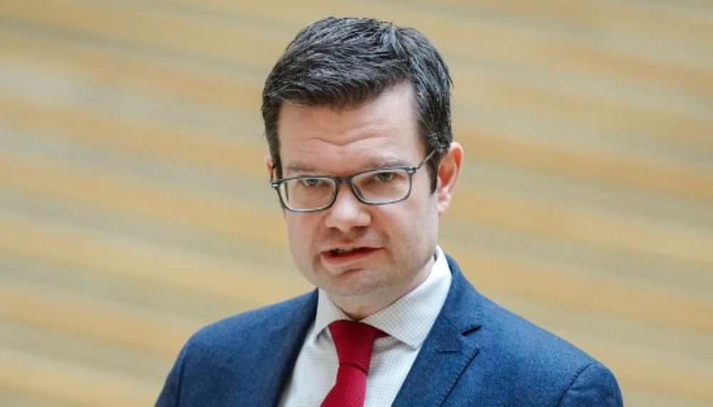 Justizminister Buschmann warnt vor Parteiverbotsverfahren gegen AfD