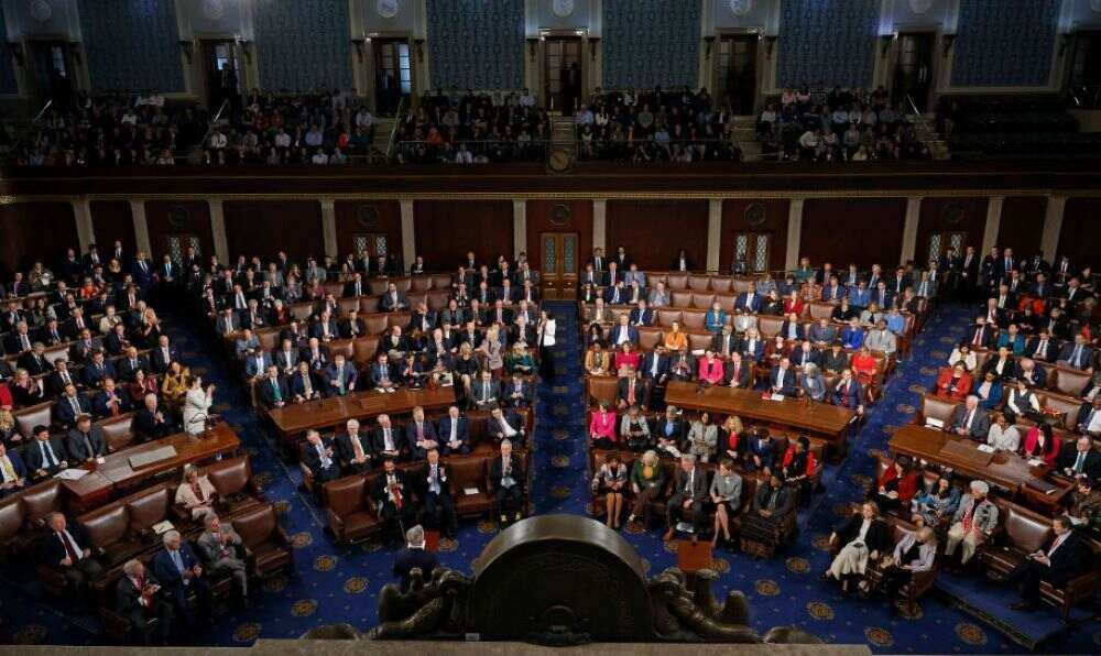 US-Kongress verabschiedet einen Gesetzentwurf um einen Regierungsstillstand abzuwenden