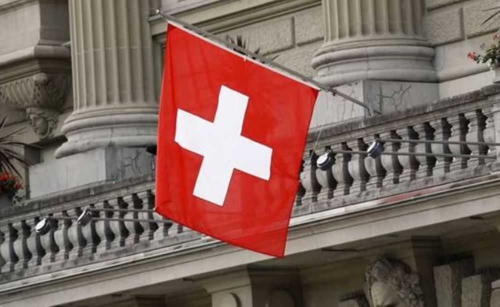 Schweizer stimmen über Rentenalter und Renten ab