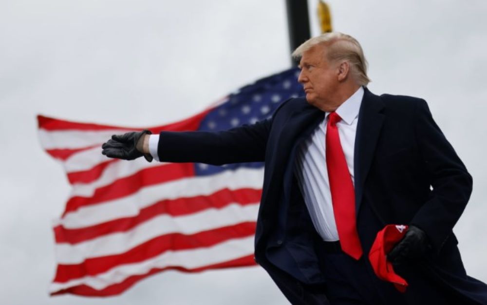 Trump verschärft seine düstere Rhetorik in seiner Wahlrede Trump verschärft seine düstere Rhetorik in seiner Wahlrede