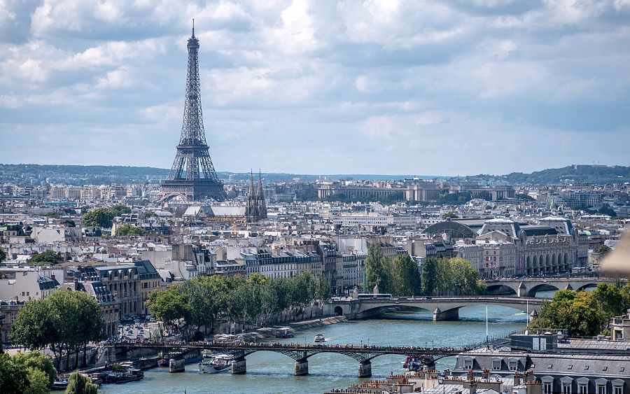 Frankreich erhöht die Terroralarmstufe nach dem Anschlag in Moskau
