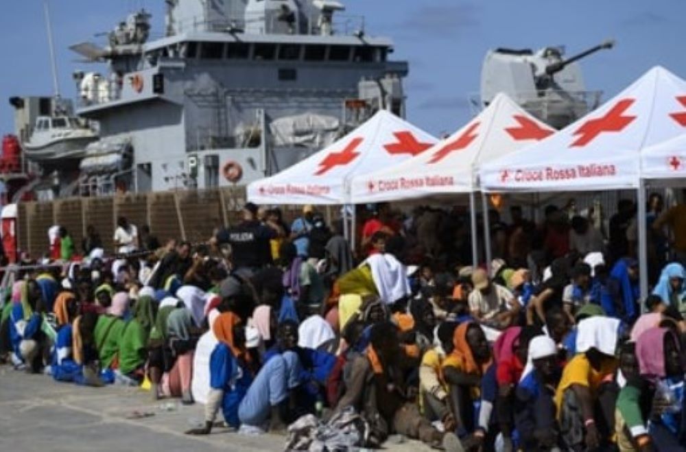 Helfer aus Lampedusa verurteilen den britischen Ruanda-Plan