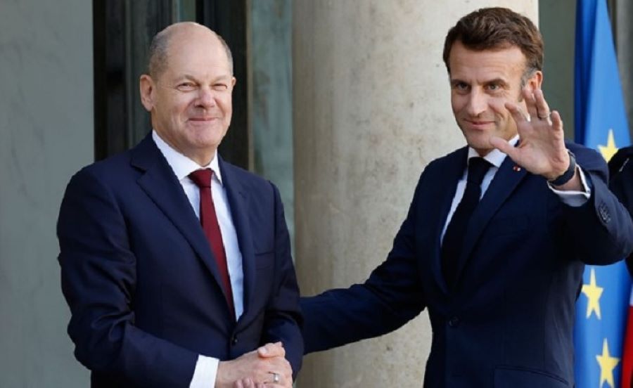 Macron und Scholz fordern eine "Neuausrichtung" der Handelsbeziehungen zwischen der EU und China Macron und Scholz fordern eine "Neuausrichtung" der Handelsbeziehungen zwischen der EU und China