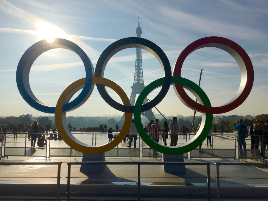 Frankreich in Aufruhr: Macrons Neuwahlen und die Zukunft der Olympischen Spiele