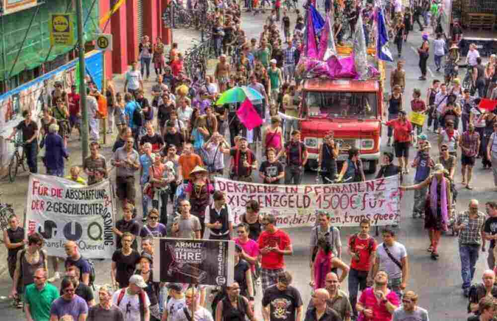 Für Menschenrechte auf die Straße: Der Kölner CSD im Zeichen der Toleranz Für Menschenrechte auf die Straße: Der Kölner CSD im Zeichen der Toleranz